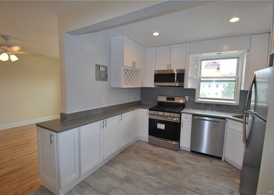 1st image of 18 Arlington St APT 1C