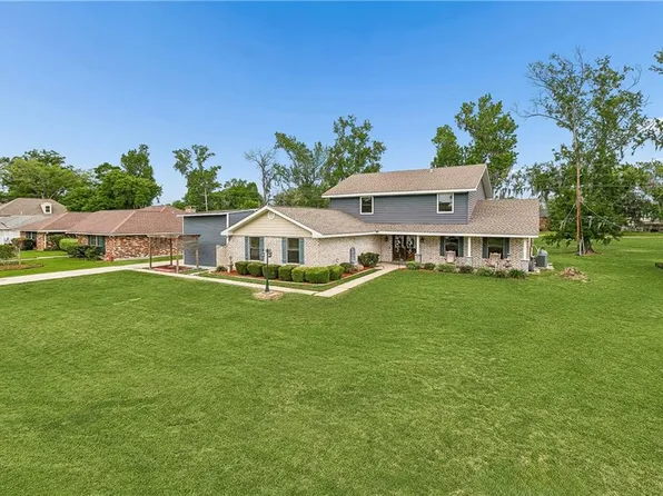 15 W Levert Dr, Luling, LA 70070