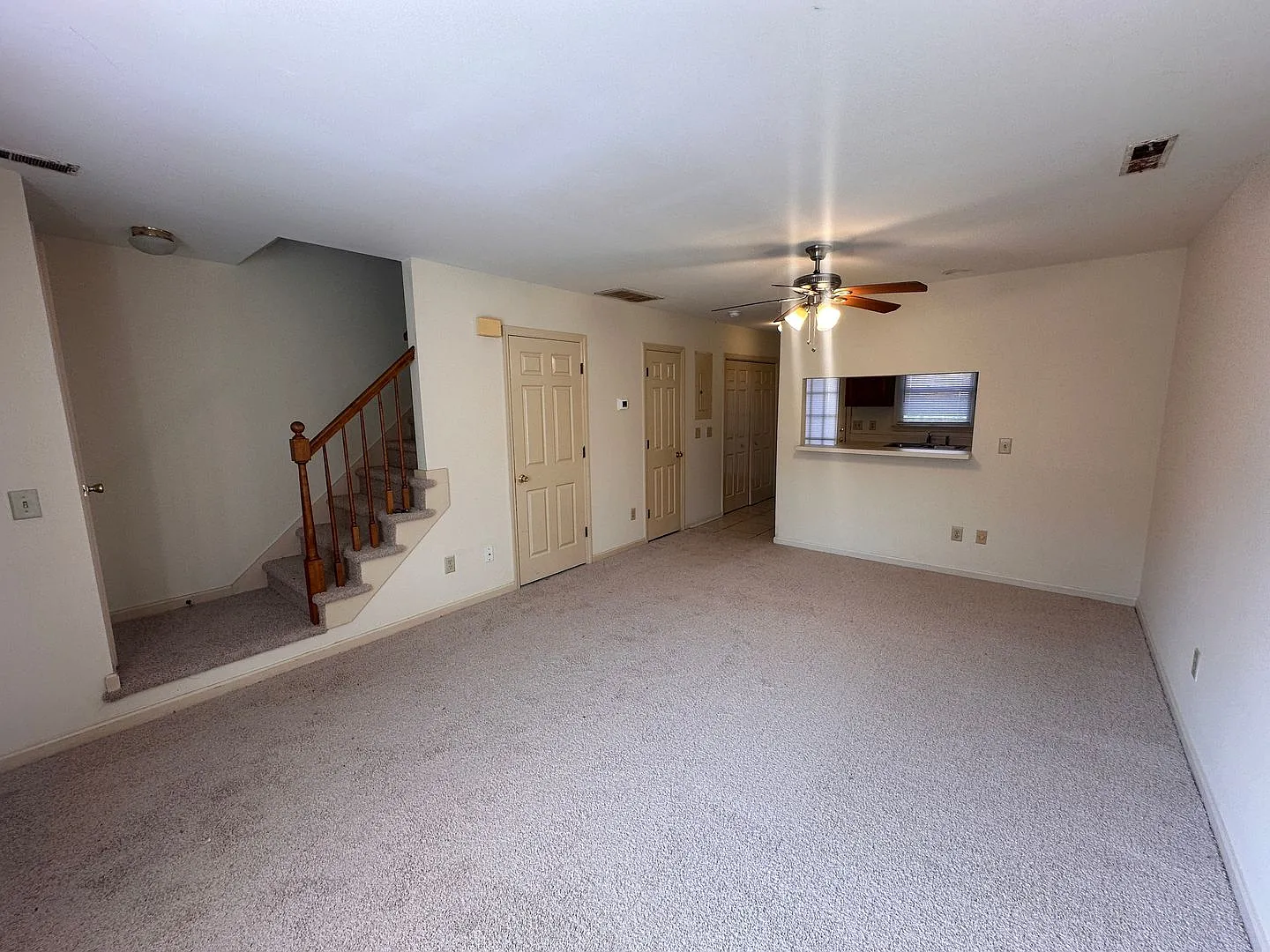 2 Bed 2 Bath Townhouse — Photo 3