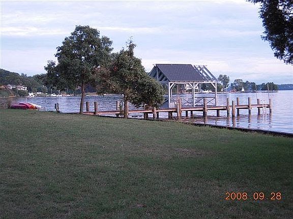 Private doc with boat lift