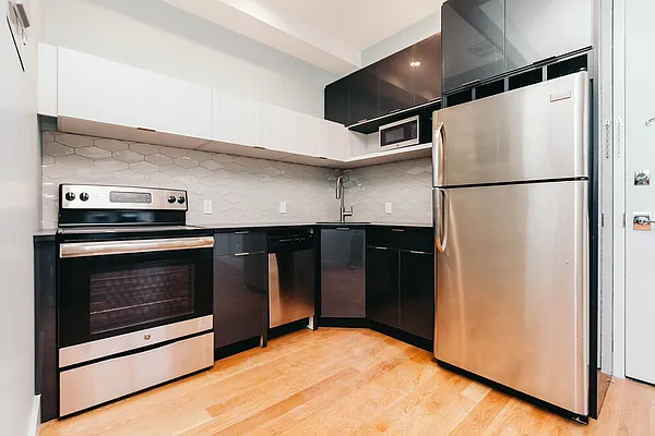 Rented by Nooklyn NYC LLC | media 60