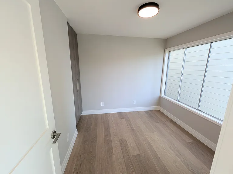 875 Waller St #A — Photo 11