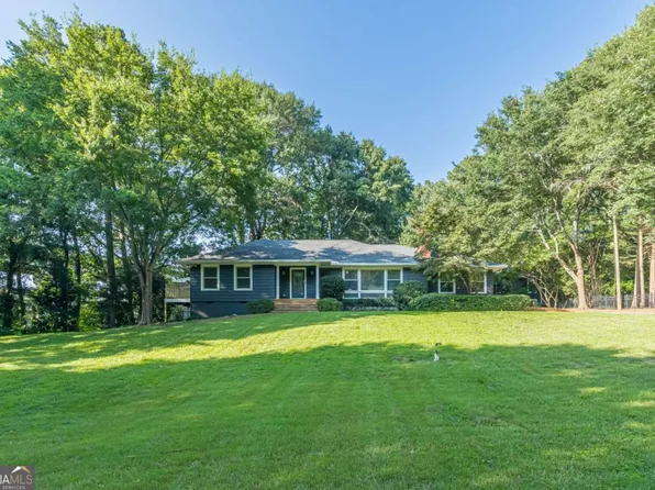 1040 Lindridge Dr NE, Atlanta, GA 30324
