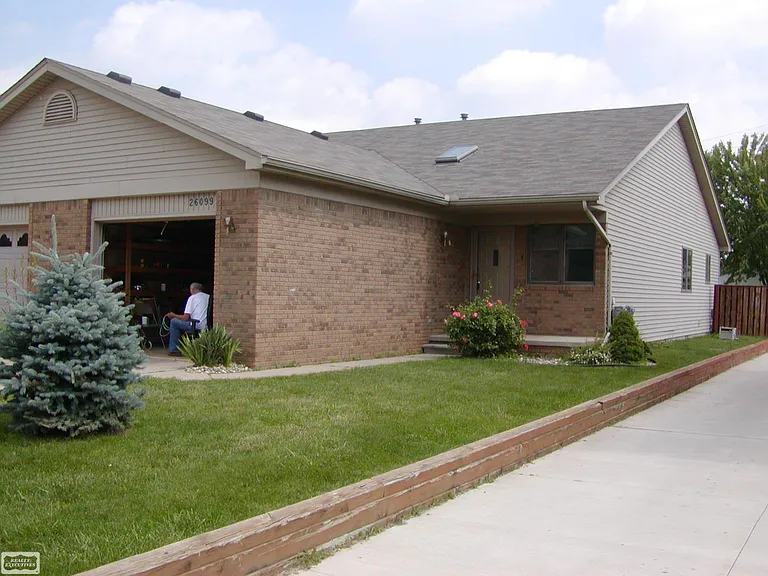 26095 Old Shook Rd — Photo 1