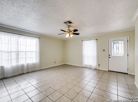 4th image of 3321 Harvest Dr