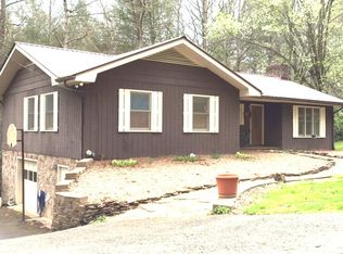 411 English Rd, Spruce Pine, NC 28777