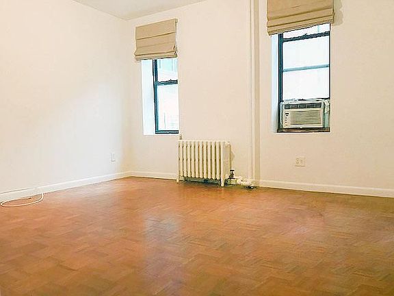 4th image of 203 E 27th St APT 51