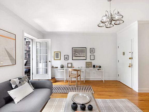 4th image of 103 W 119th St APT 3
