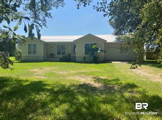 403 NE 7th St, Summerdale, AL 36580