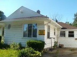 44 E Coy Ave, Hazel Park, MI 48030