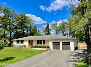 3 Devitt Rd S, Waterford, NY 12188