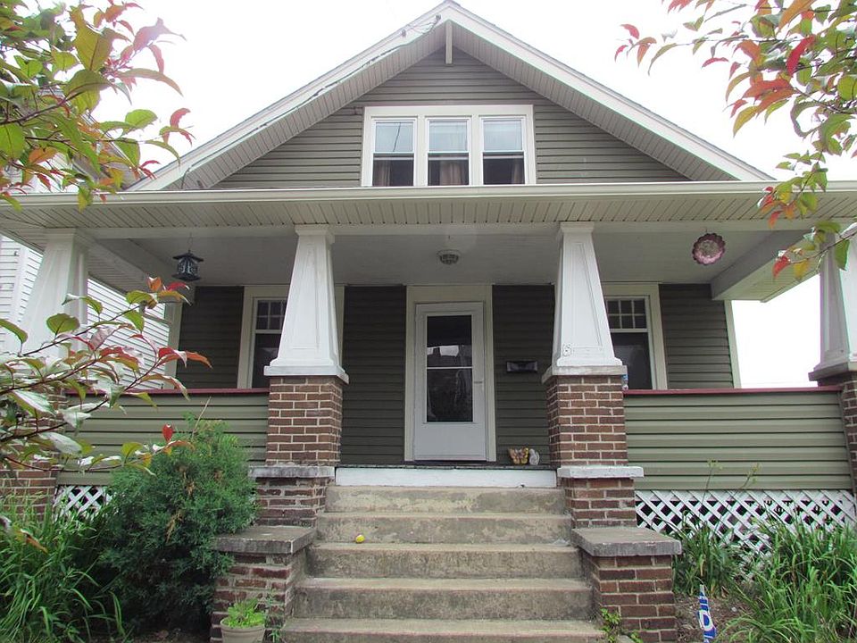 1st image of 231 Pearl St