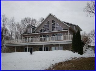 8922 Bittersweet Rd, Sturgeon Bay, WI 54235