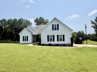 17 Tad Dr, Leoma, TN 38468