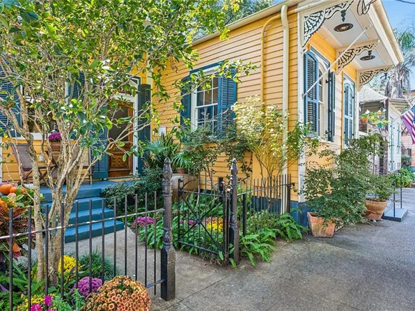 1838 Burgundy St, New Orleans, LA 70116