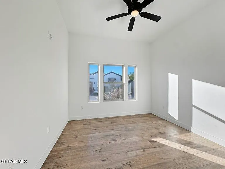 5636 River Run St — Photo 27