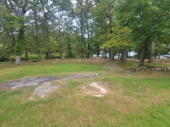5th image of 171 Cristin Lane