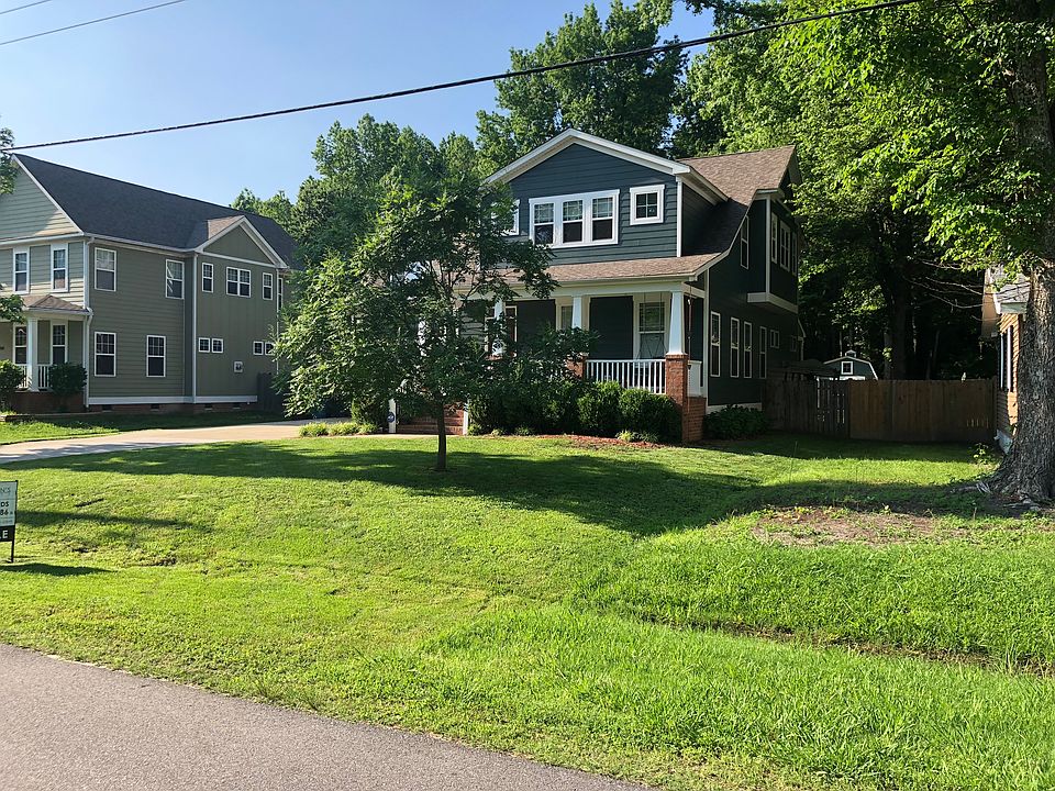 2nd image of 1924 Rockwood Dr