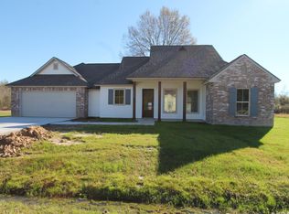 12405 Beau Soleil Dr, Abbeville, LA 70510