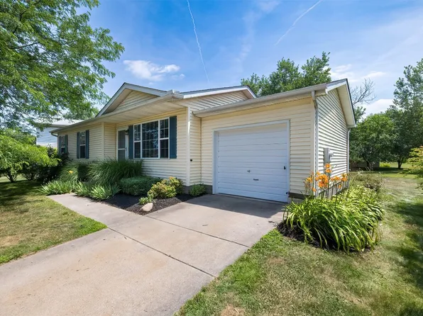 10335 Rose St, Lake City, PA 16423