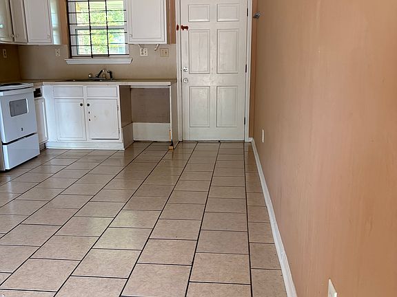 5th image of 1510 La Annie Dr Unit 1