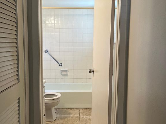 4th image of 3617 W Mullen Ave #102-M