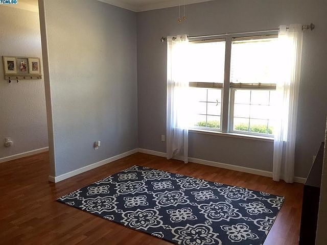 1st image of 1342 E Laura Ct