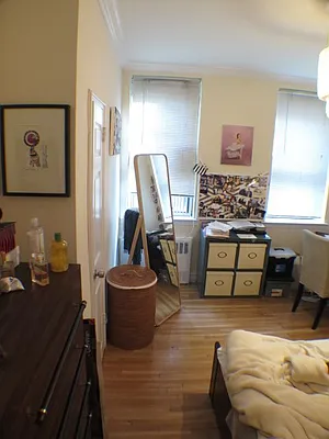 Rented by Glasser Realty LLC | media 17