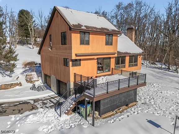 5th image of 132 Mountain Rd