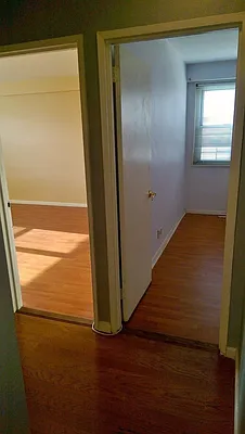 Sold by Metro Garden Realty NYC | media 46