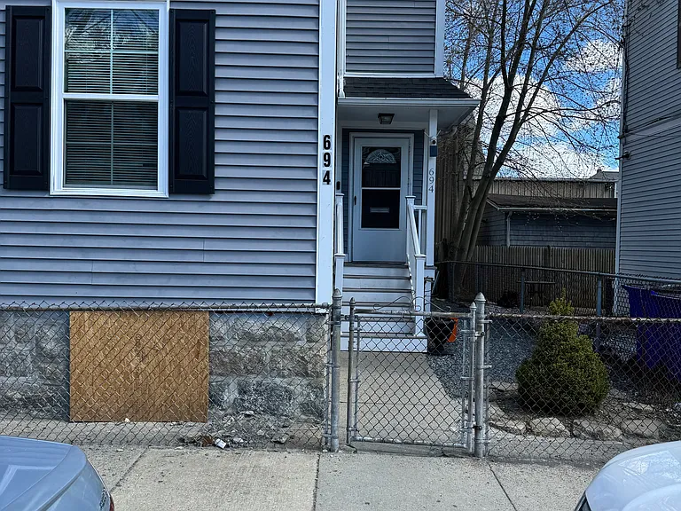 694 King Philip St #2 — Photo 17