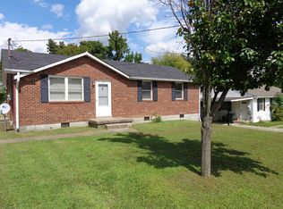 319 Gomer Rd, Clarksville, TN 37042