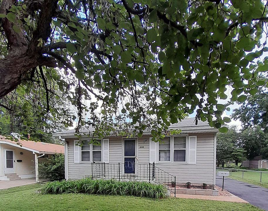 1st image of 3670 Long Dr