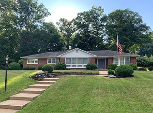 116 Park St, White Sulphur Springs, WV 24986