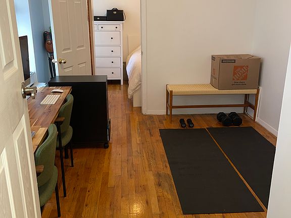 5th image of 320 E 49th St APT 36