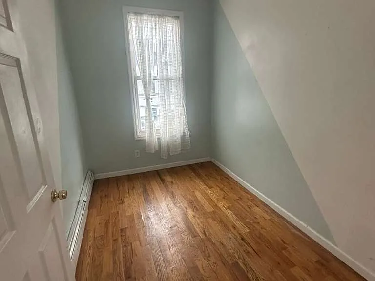 1304 Findlay Ave #2 — Photo 8