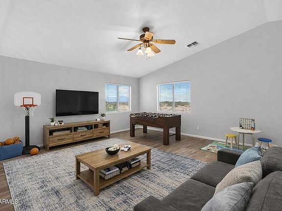 4th image of 41628 W HILLMAN Drive