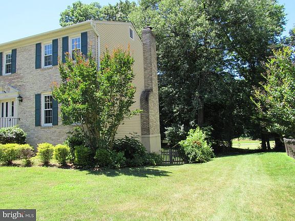 3rd image of 15818 Vista Dr