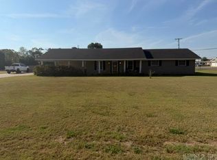 309 W 13th St, Dewitt, AR 72042