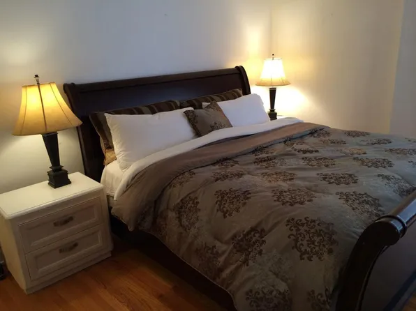 8200-607 E Jefferson Ave, Detroit, MI 48214