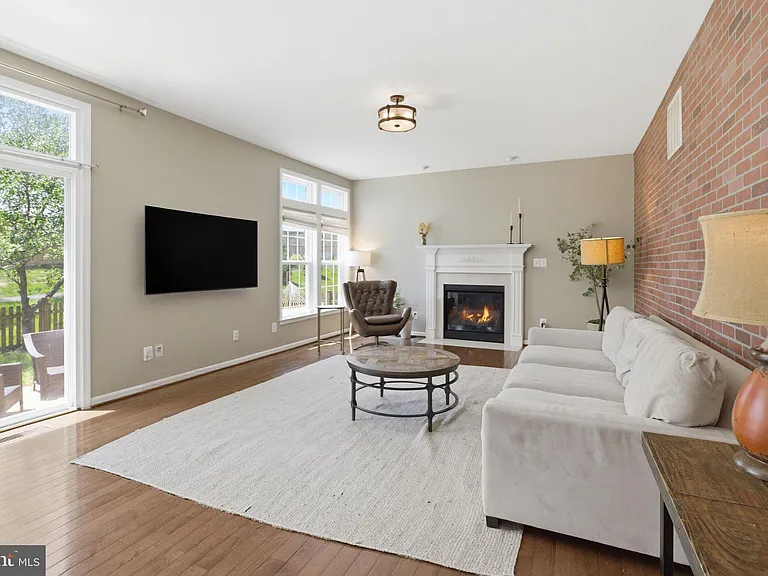 25403 Vacation Pl — Photo 8