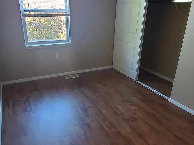 1310 E North St #28 — Photo 7