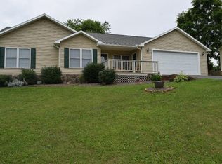 223 Tise St NE, Floyd, VA 24091