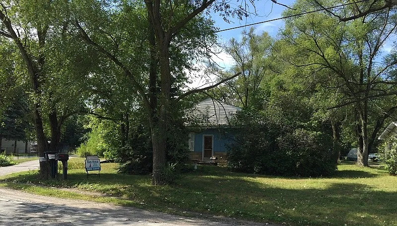 3400 Old Kawkawlin Rd photo 1