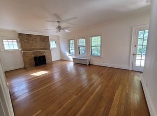 1022 Beaconsfield Ave #1, Grosse Pointe, MI 48230