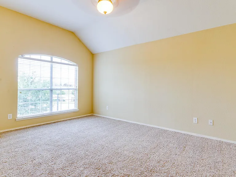 409 Knoll Park Ct — Photo 20