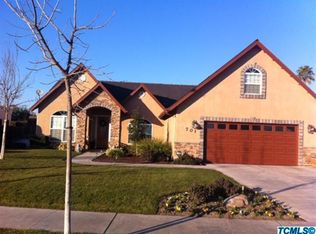 701 Davis Ave, Exeter, CA 93221