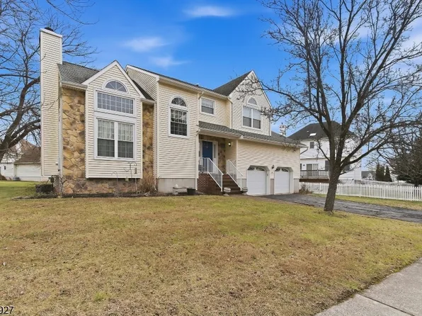 4 Crowel Rd, Hillsborough Twp., NJ 08844