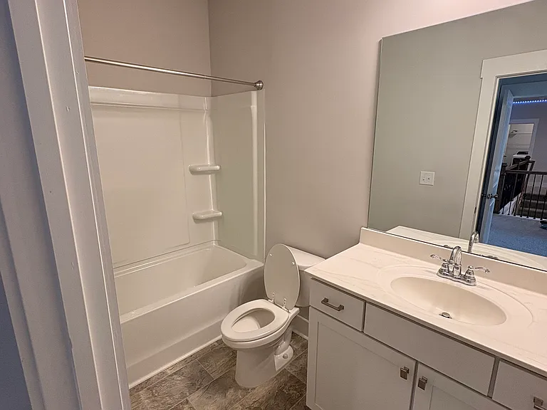 370 Crestbrook Ln — Photo 30