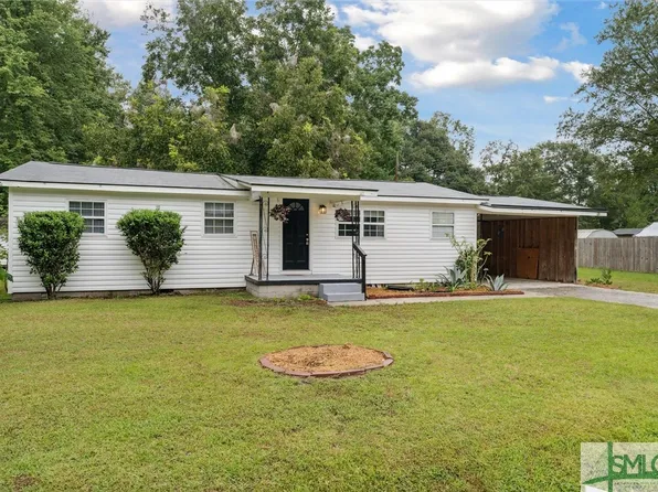 704 E Cregor Street, Bloomingdale, GA 31302